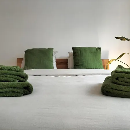 Sea La Vie Apartment